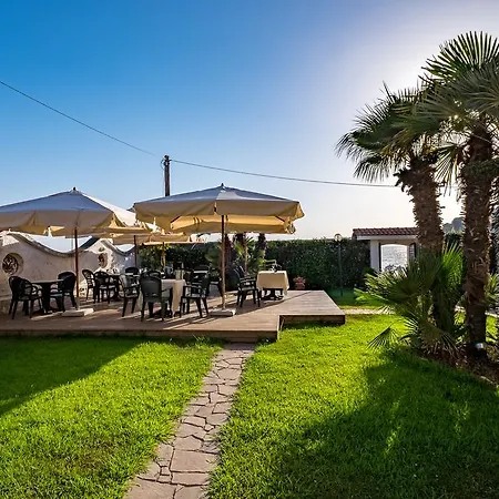 Antica 4*