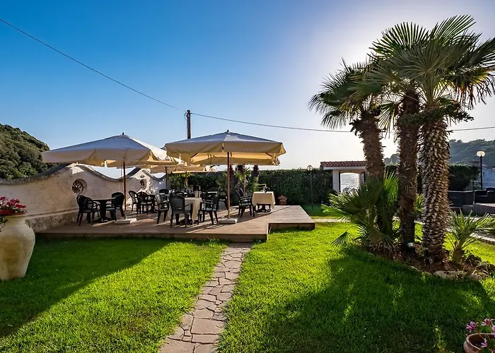 Antica 4*
