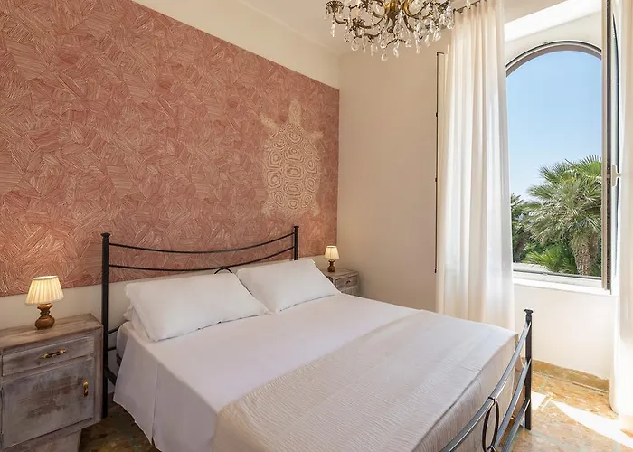 Antica 4*